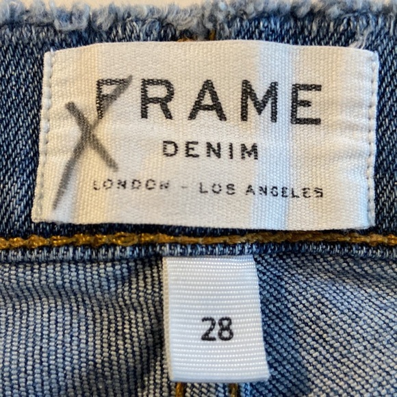 Frame Le Skinny de Jeanne Medium Wash Mid Rise Distressed Raw Edge Jeans 4946 - Picture 6 of 8